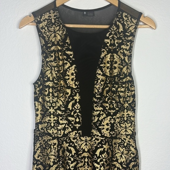 Sparkle & Fade Black and Gold Filigree Stretch Mini Dress Size Large - Picture 5 of 11